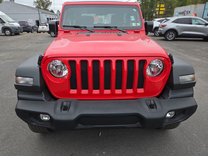 2022 Jeep Wrangler Sport photo 8
