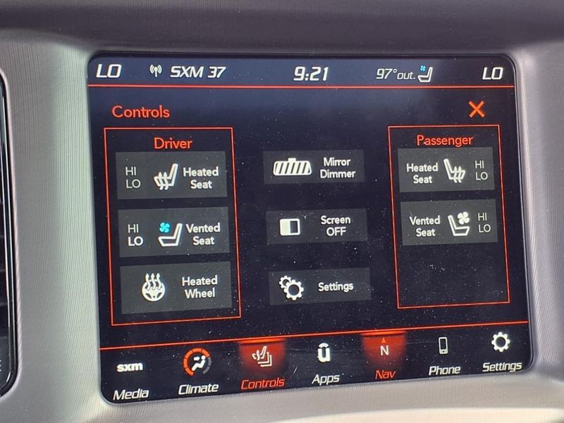 2023 Dodge Charger R/TImage 21