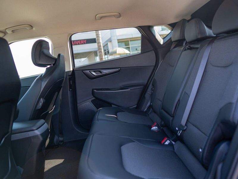 New 2025 Kia EV6 WindImage 11