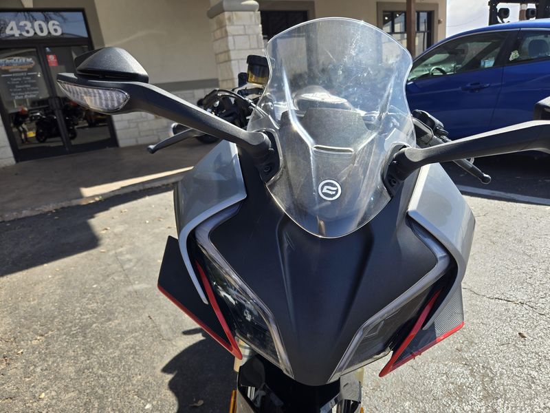 USED 2023 CFMOTO 450SS Image 8