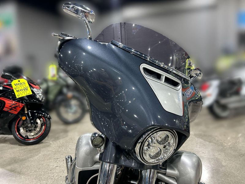 Used 2019 Harley-Davidson CVO STREET GLIDE Image 29