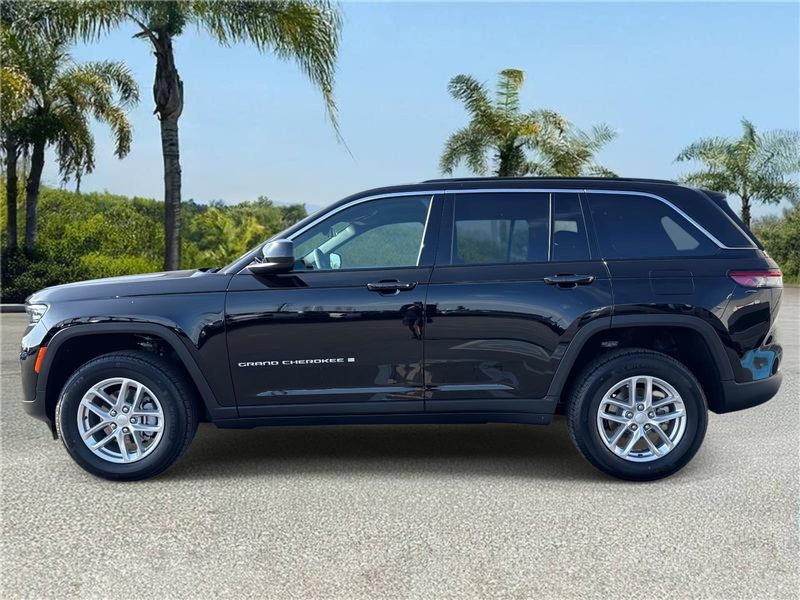 New 2026 Jeep Grand Cherokee Laredo X 4x2