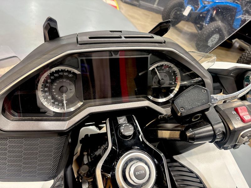 Used 2018 Honda GOLDWING TOUR DCT Image 17