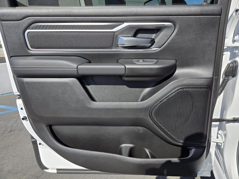 New 2026 RAM 1500 Big Horn Crew Cab 4x4 5'7' Box