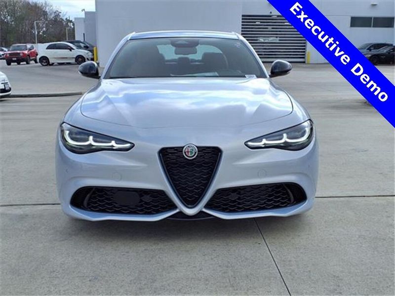 New 2025 Alfa Romeo Giulia VeloceImage 10