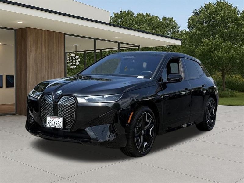 Used 2025 BMW iX xDrive50Image 2
