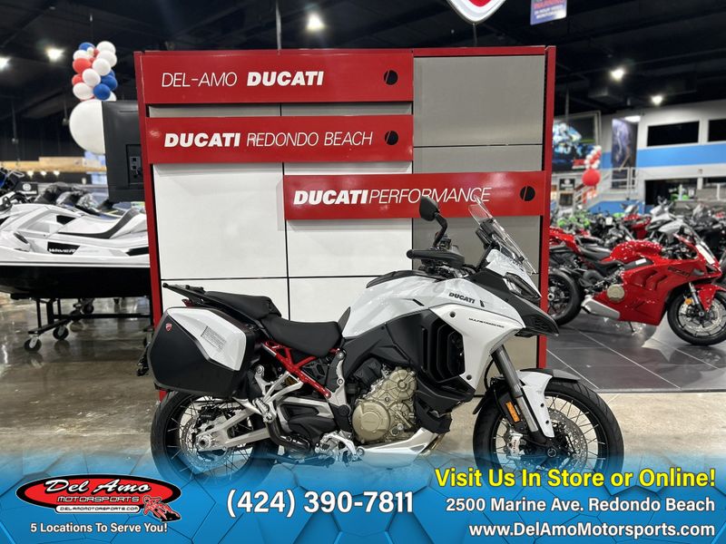 2024 Ducati MULTISTRADA V4 S TRAVEL & RADAR SPOKED WHEELSImage 1