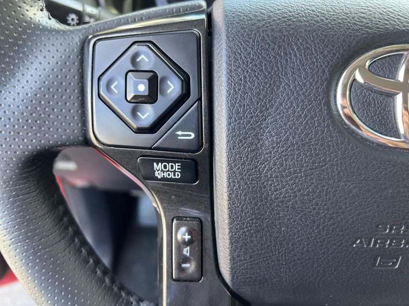 2019 Toyota 4Runner TRD Off Road PremiumImage 11
