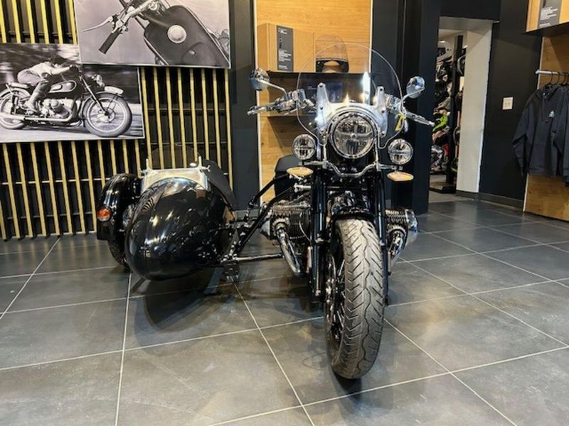 2024 BMW R 18 Classic with Watsonian Prescott Sidecar | Kissell