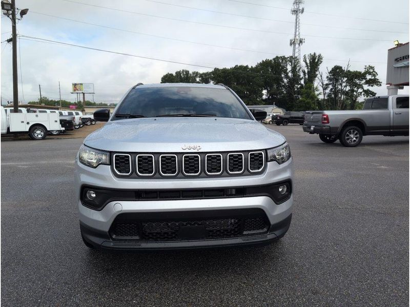 2025 Jeep Compass Latitude 4x4Image 8