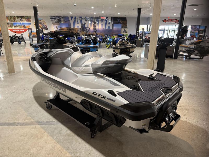 New 2026 Sea-Doo GTX LIMITED 325 (SOUND SYSTEM) Image 16