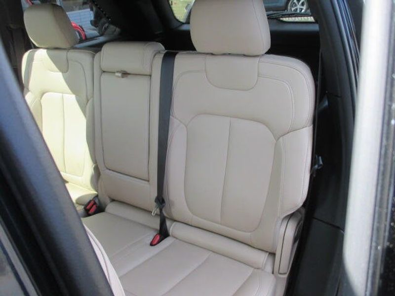 Used 2024 Jeep Grand Cherokee LimitedImage 22