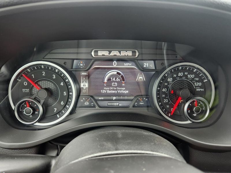 New 2026 RAM 1500 Laramie Crew Cab 4x4 5'7' Box