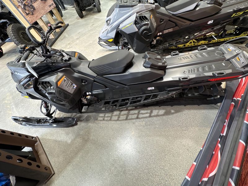 New 2026 Ski-Doo SUMMIT EDGE 600R S HAC 154 25  ETEC 