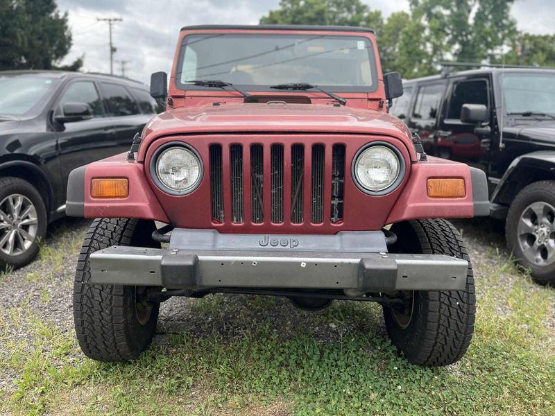 Used 1999 Jeep Wrangler JK SEImage 5
