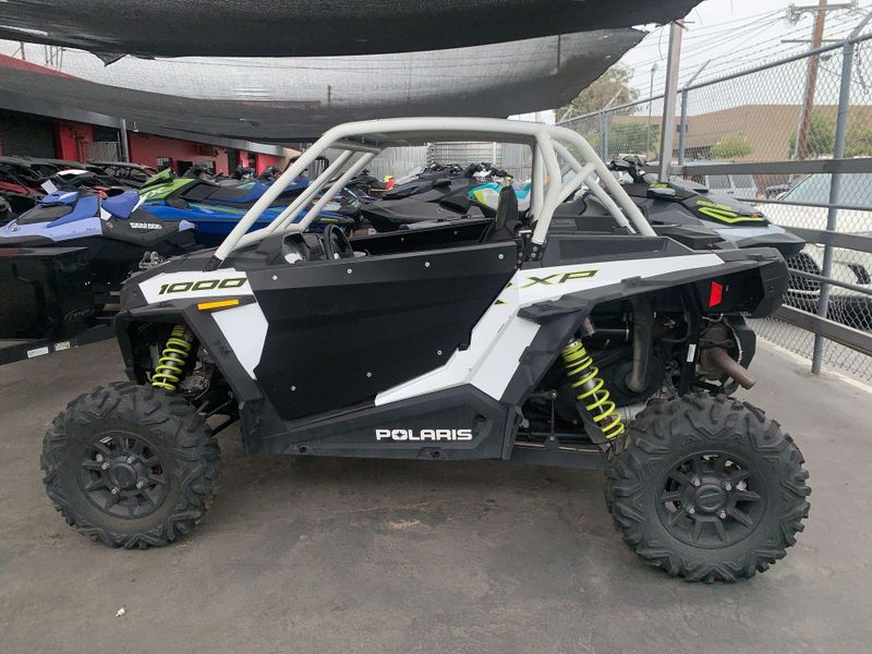 2021 Polaris RZR XP 1000 SPORT WHITE LIGHTNING SPORT Image 3