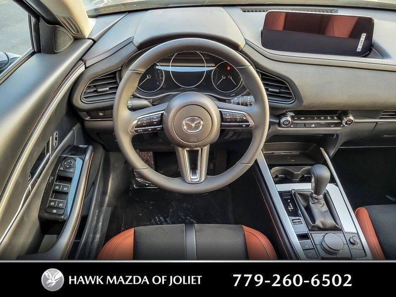 2025 Mazda CX-30 2.5 Carbon Turbo photo 13