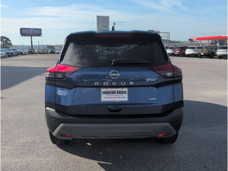 Used 2023 Nissan Rogue SImage 4