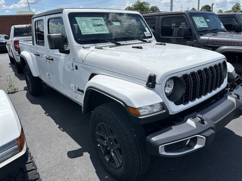 2024 Jeep Gladiator Sport S 4x4Image 4