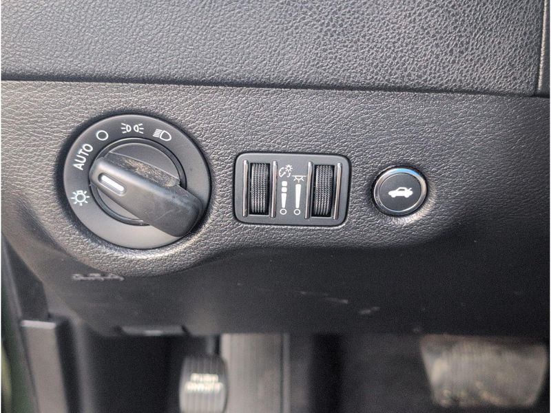 Used 2023 Dodge Charger GTImage 26