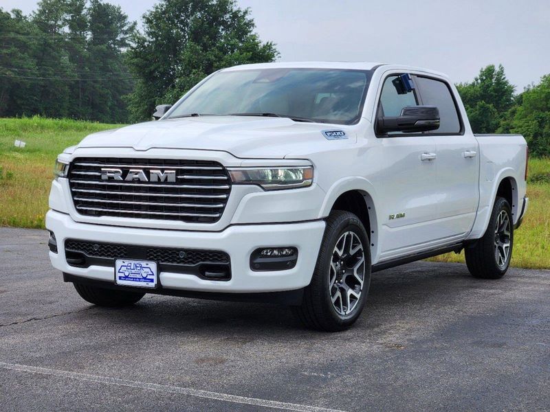 2025 RAM 1500 Laramie Crew Cab 4x4 5