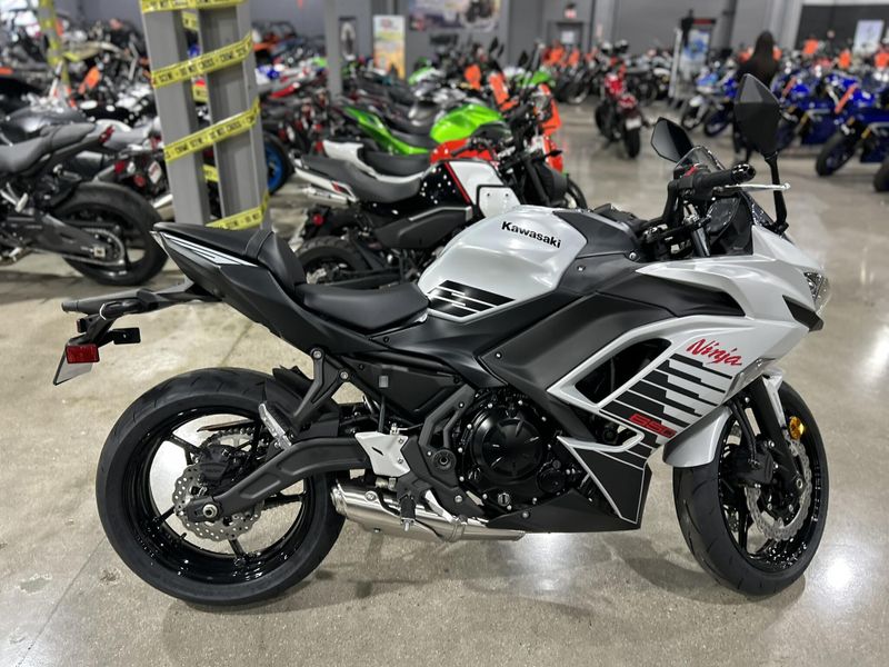 New 2026 Kawasaki NINJA 650 ABS Image 2