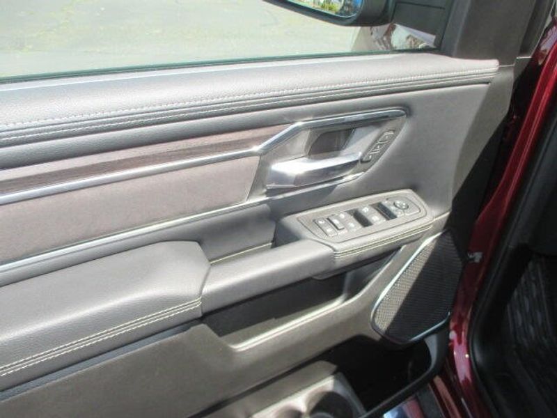 2025 RAM 1500 Laramie Crew Cab 4x4 5