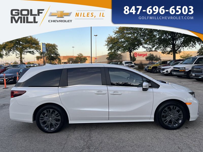 2025 Honda Odyssey Touring photo 4