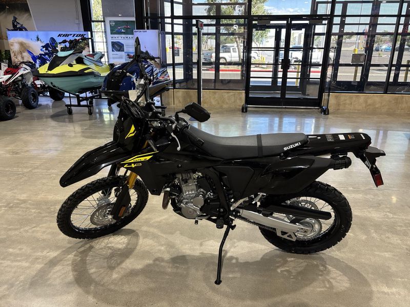 New 2027 Suzuki DR-Z4S Image 12