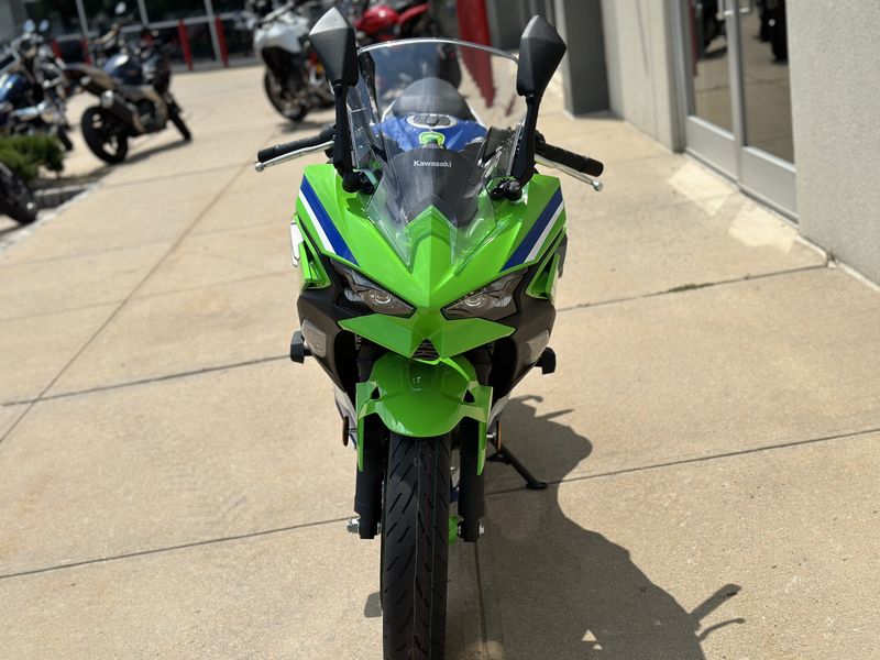 2024 Kawasaki Ninja 500 KRT Edition SE ABSImage 4