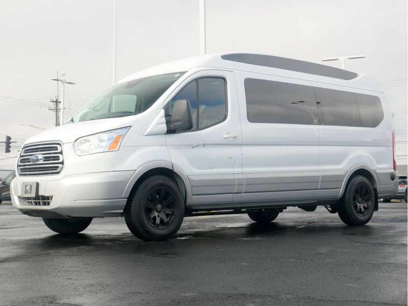 2019 Ford Transit-150 Image 8