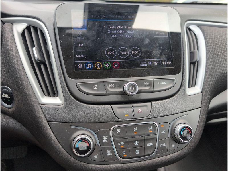 Used 2023 Chevrolet Malibu LTImage 13