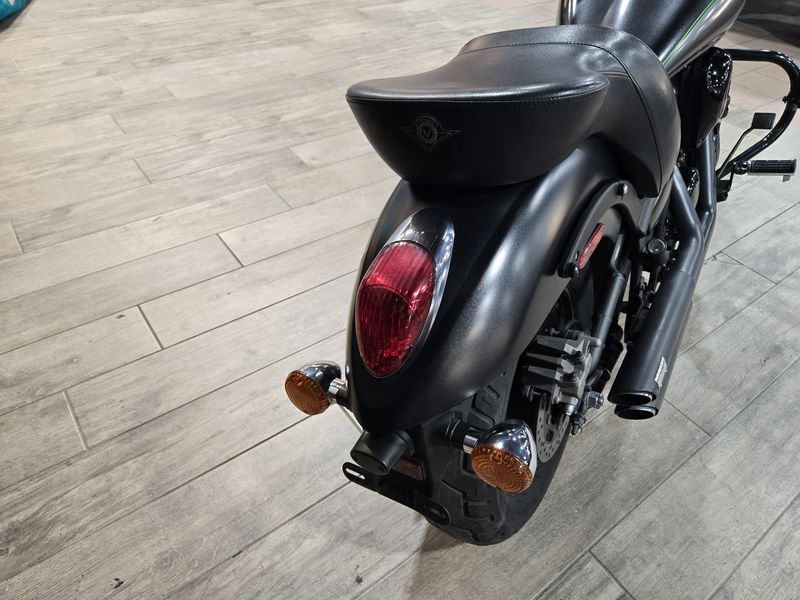 2017 Kawasaki VULCAN 900 CUSTOM Image 9