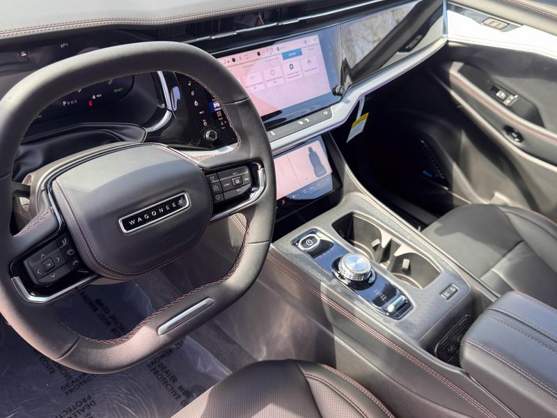 2024 Wagoneer S Launch EditionImage 10