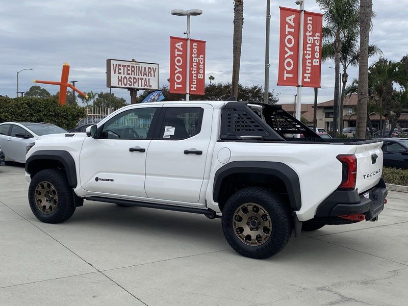 2024 Toyota Tacoma Trailhunter HybridImage 5