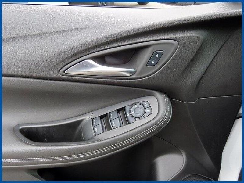 2024 Buick Encore GX Sport TouringImage 12