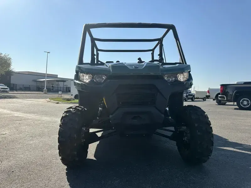 2025 Can-Am DEFENDER MAX DPS HD7 COMPASS GREEN Image 4