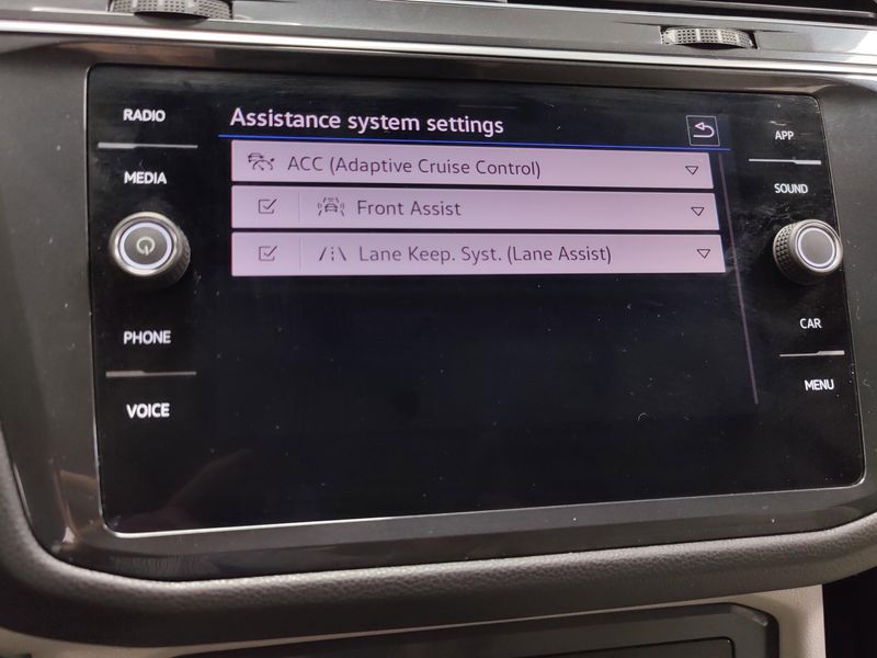 Used 2022 Volkswagen Tiguan SE 4-Motion AWDImage 20