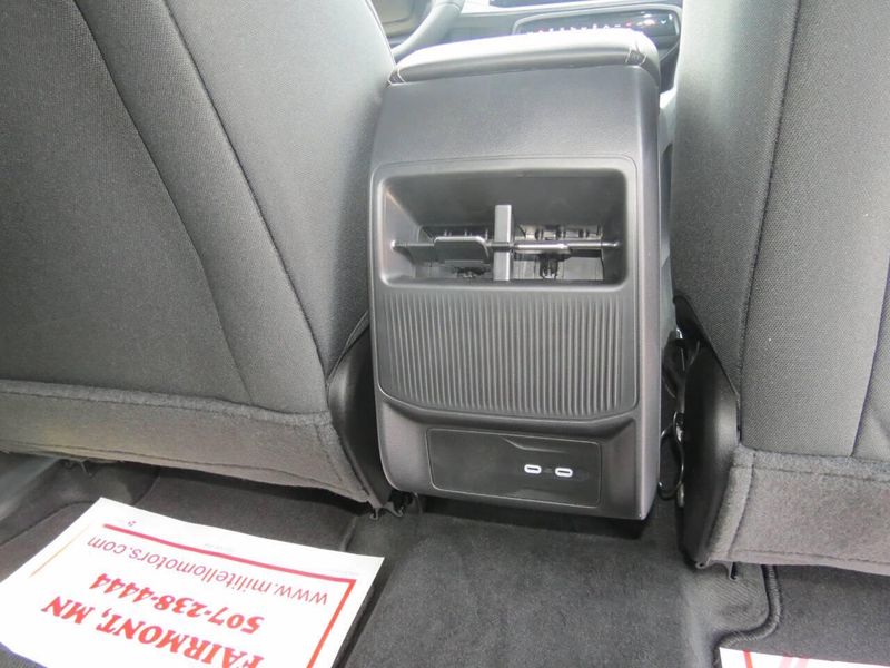 New 2026 Jeep Cherokee Laredo 4x4Image 20