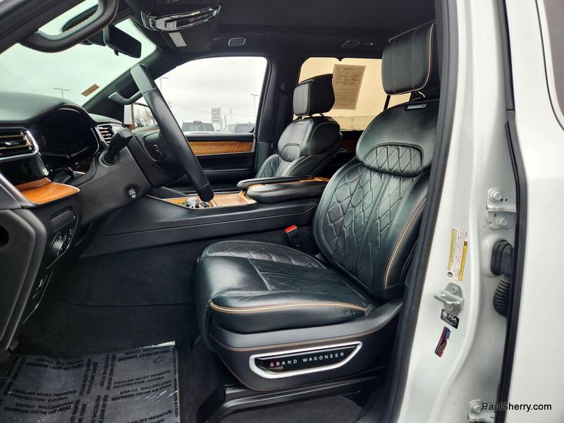 2022 Jeep Grand Wagoneer Series III