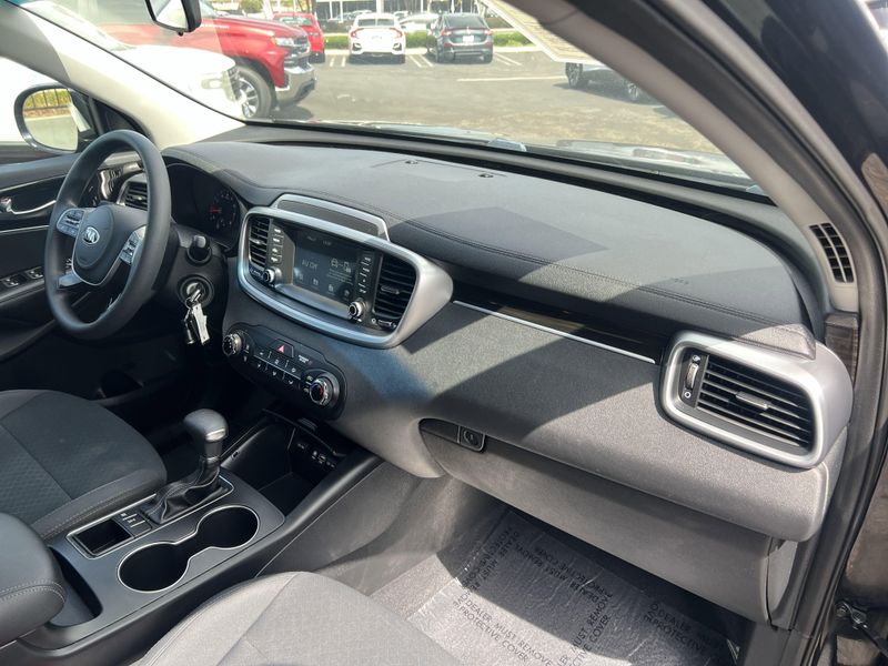 2019 Kia Sorento LXImage 26