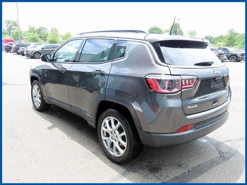 2022 Jeep Compass Latitude LuxImage 5