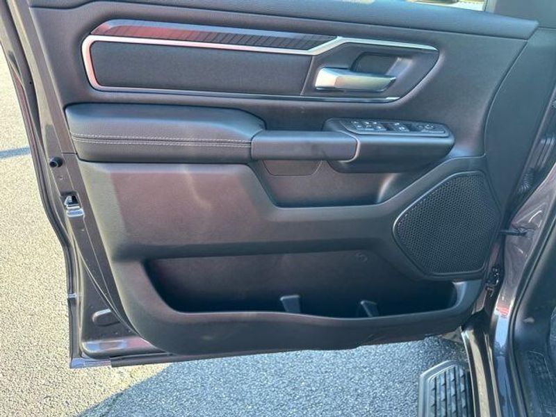 2026 RAM 1500 Big Horn Crew Cab 4x4 5'7' Box