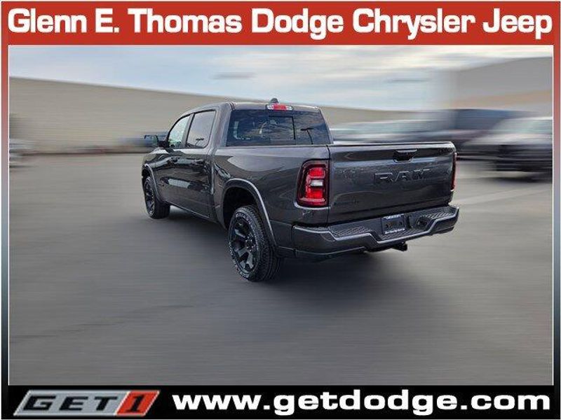 2025 Ram 1500 Big Horn photo 3