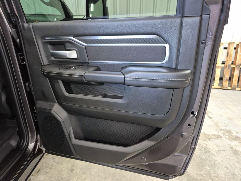 2025 RAM 2500 Big Horn Crew Cab 4x4 6