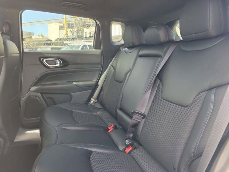 New 2026 Jeep Compass Latitude Altitude 4x4