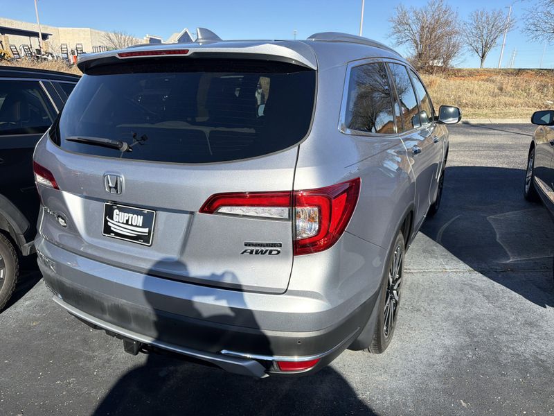 Used 2021 Honda Pilot Touring 7-PassengerImage 8
