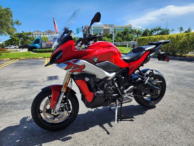 2021 BMW S 1000 XR Image 4