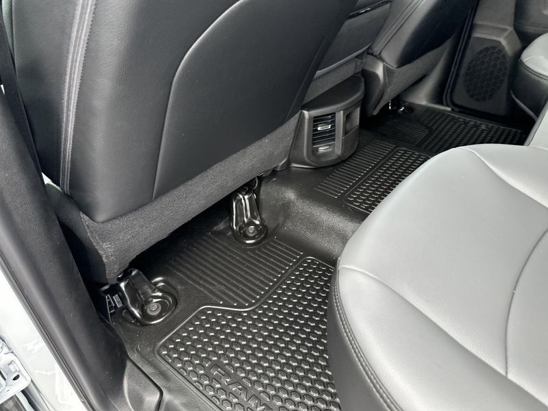 2025 RAM 2500 Tradesman Crew Cab 4x4 8