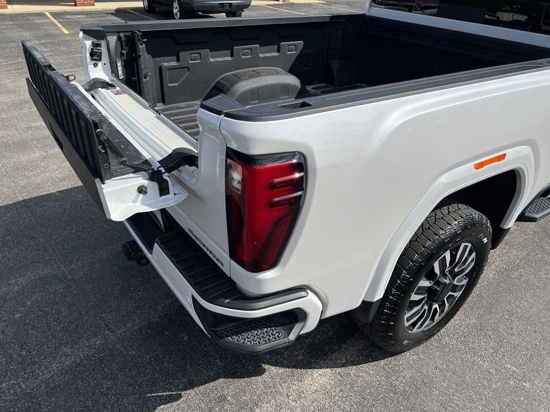 2024 Gmc Sierra HD Denali Ultimate photo 50